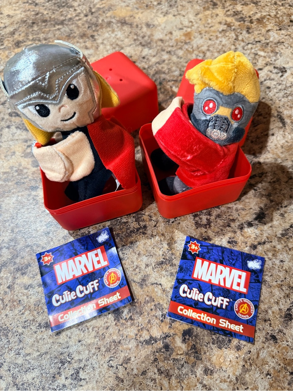 New Marvel Cutie Cuffs Thor & Star Lord
